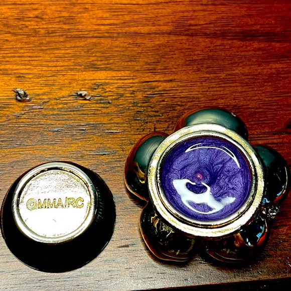 Russian Imperial Buttercup Bee Box - Picture 6 of 10